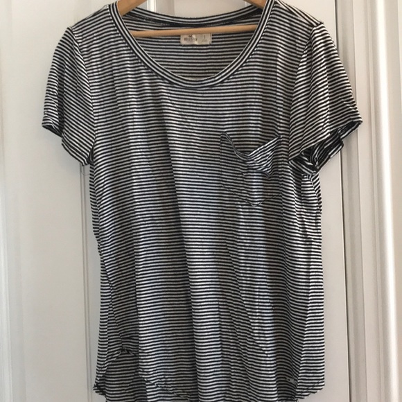 Hollister Stripped T-Shirt Size Small - Picture 1 of 5
